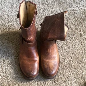 Women Frye boots